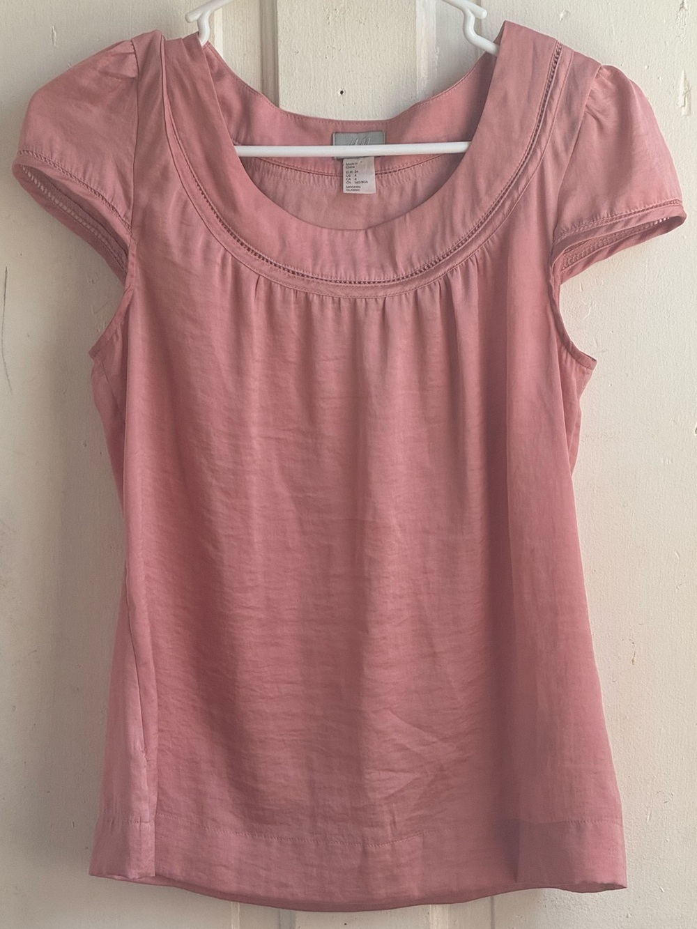 H&M Dusty Rose Scoop Neck Cap Sleeve Blouse